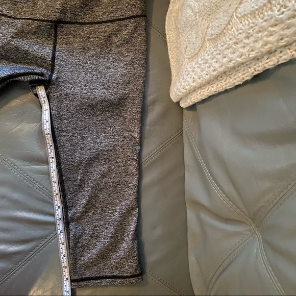 Victoria’s Secret VSX Sexy Sport KNOCKOUT Crop LEGGINGS S - Picture 11 of 11